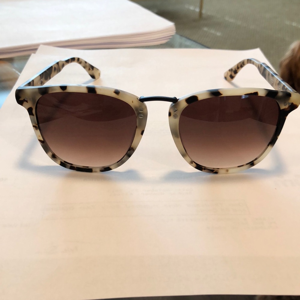 Krewe Adams Matte Oyster Sunglasses